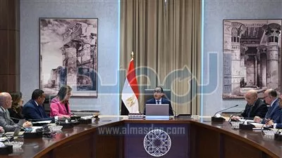 رئيس الوزراء يُتابع الموقف التنفيذي للمشروعات السكنية «بديل العشوائيات»