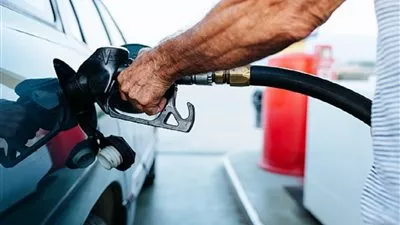 لجنة تسعير المنتجات البترولية تقرر زيادة أسعار البنزين والسولار