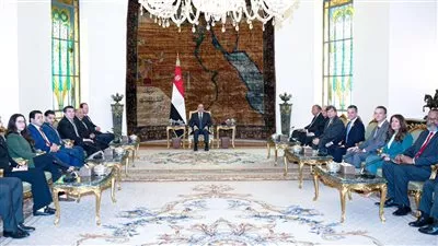 الرئيس السيسي يستقبل وفداً من مجلس النواب الأمريكي