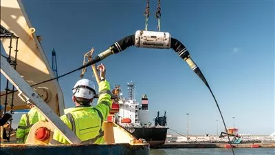 «بريزمن» الإيطالية تبدأ تركيب الكابل البحري للربط الكهربائي بين مصر والسعودية