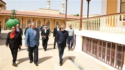 أسامة ربيع: نستمر في تقديم خدماتنا ولابديل عن قناة السويس كممر مستدام