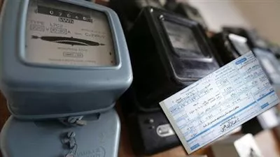 «كهرباء مصر» تسعى لتحصيل 800 مليون جنيه شهرياً من مستحقاتها المتأخرة