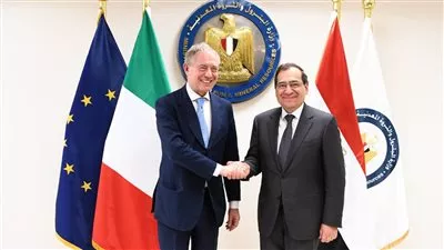 مباحثات مصرية - إيطالية لتعزيز التعاون بمجالات البترول والغاز وصناعة التكنولوجيا الخضراء