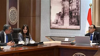 رئيس الوزراء يتابع ترتيبات تنظيم مؤتمر الاستثمار بين مصر والاتحاد الأوروبي