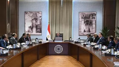 الحكومة تبحث مع القطاع الخاص خطة الوصول إلى 50 مليون سائح سنوياً 