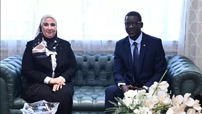 «القباج» تبحث مع وزير التمويلات الصغرى بالسنغال تعزيز التعاون بمجالات الاقتصاد التضامني