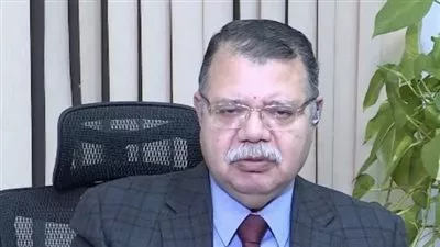 «البترول» تكشف حقيقة سحب حفار تابع لشركة إيني من حقل ظهر