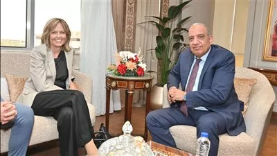 تشغيل مجمع الألومنيوم في نجع حمادي بالكهرباء النظيفة بحلول نهاية 2025