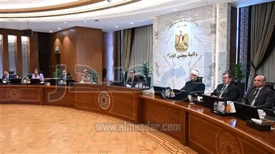 مجلس الوزراء يناقش قوانين وقرارات دعم الاستثمار وتوفير الأراضى الصناعية 