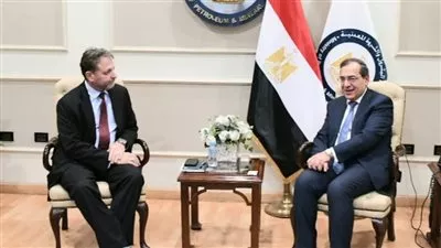 وزير البترول يبحث تعزيز التعاون مع شركة بيكر هيوز بمشروعات خفض الانبعاثات