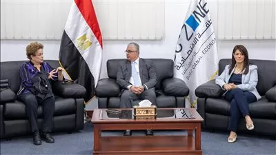 وليد جمال الدين: 45% من تعاقدات اقتصادية قناة السويس استثمارات صينية وهندية 