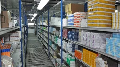 وقف قبول طلبات تراخيص مخازن الأدوية لمدة 6 أشهر