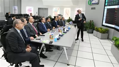 وزير البترول يتابع سيناريوهات العمل بمركز التحكم القومي للغاز خلال الموجة الحارة