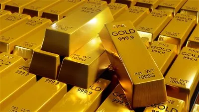 استقرار أسعار الذهب قرب أعلى مستوى في أسبوعين