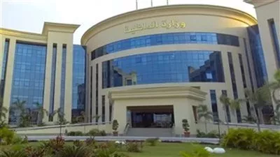 وزارة الداخلية تقرر إبعاد 6 أجانب خارج مصر