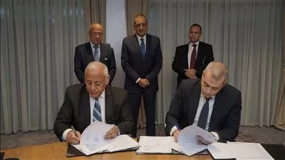 البنك الأهلي المصري يتعاون مع مجمع الإصدارات المؤمنة والذكية لتصنيع ورق الشيكات 