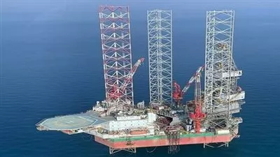 الكويت تعلن عن كشف نفطي ضخم باحتياطات تتجاوز 3 مليارات برميل