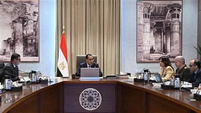 رئيس الوزراء يتابع موقف المشروعات المُنفذة بالتعاون بين «الإسكان» والهيئة الهندسية