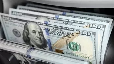 الدولار يرتفع من أدنى مستوياته في 5 أسابيع