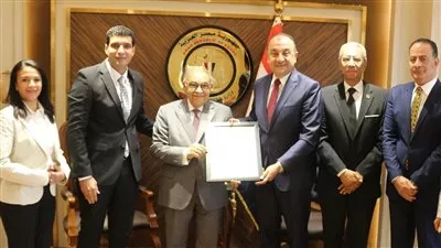 مركز معلومات «قطاع الأعمال العام » يحصل على شهادة الأيزو «21001» 