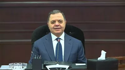 وزير الداخلية يعتمد حركة ترقيات وتنقلات ضباط الشرطة 2025