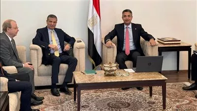 وزيرا التموين والزراعة يبحثان تحديد الأسعار الاسترشادية للمحاصيل الاستراتيجية