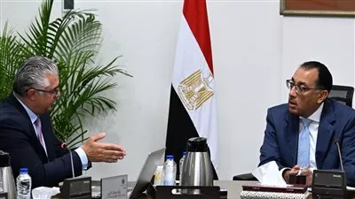 الحكومة: 72% من إيرادت اقتصادية قناة السويس مُقومة بالدولار