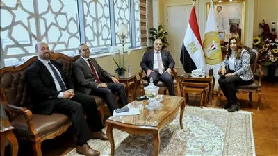 وزيرة التنمية المحلية تبحث التعاون مع الرقابة المالية للتوعية بالأنشطة غير المصرفية 
