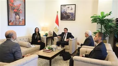 «التضامن» و«الصحة» يتفقان على إجراءات عاجلة لتيسير استخراج بطاقة الخدمات المتكاملة