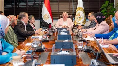 وزيرة البيئة تعقد اجتماعاً لمناقشة الاستعدادات لموسم السحابة السوداء 2024