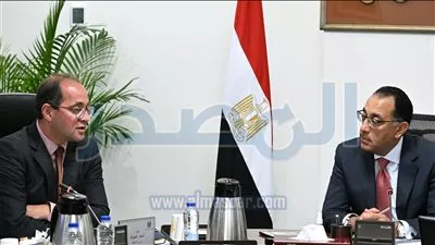 «مدبولي» يستعرض نتائج التنسيق بين وزارة المالية والبنك المركزي المصري