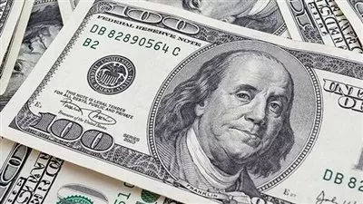 ارتفاع سعر الدولار في البنوك المصرية ليتجاوز حاجز الـ 49.5 جنيه