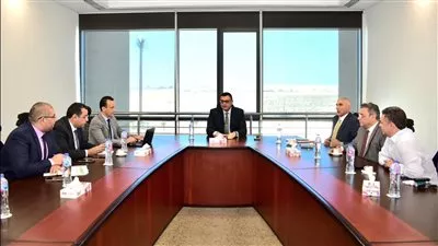 «الشربيني» يستعرض خطط الشركات لتسويق المشروعات السكنية بالمدن الجديدة