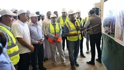 رئيس الوزراء يتفقد أعمال تنفيذ الخط الأول بشبكة القطار الكهربائي السريع
