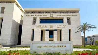 اقتصادية قناة السويس تنفي اقتراض 19 مليار جنيه لتطوير موانيها