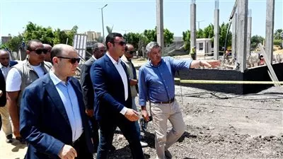 وزير الإسكان يتابع سير العمل بمحطة معالجة صرف صحي بكفر الشيخ