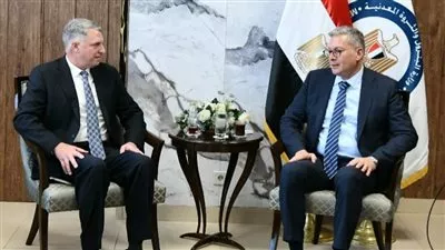 وزير البترول يبحث سبل زيادة استثمارات شركة شيفرون العالمية في مصر