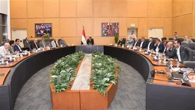 وزير الإسكان يصدر حزمة تكليفات للإسراع بمعدلات تنفيذ وحدات «سكن لكل المصريين»