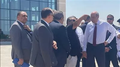 وزير الطيران المدني يتابع جاهزية مطار برج العرب الدولي لبدء التشغيل الفعلي