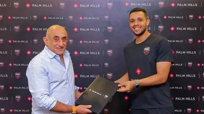 شركة بالم هيلز ترعى بطل الإسكواش مصطفى عسل وتضمه للنادي الرياضي