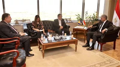 مصر تبحث تعزيز التعاون مع البوسنة والهرسك بمجال السياحة والآثار  