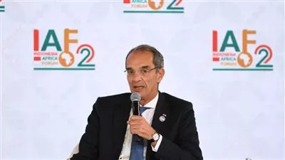 وزير الاتصالات يدعو الشركات الإندونيسية للاستثمار بمجال التعهيد في مصر