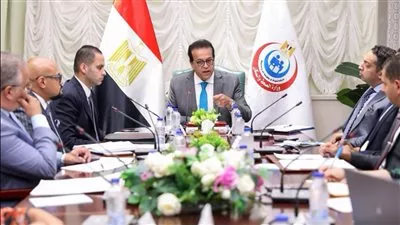 وزير الصحة يوجه بسرعة الانتهاء من المنصة الإلكترونية لمنظومة السياحة العلاجية