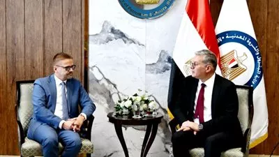 «البترول»: إسالة إنتاج «توتال الفرنسية» من الغاز القبرصي داخل مصر