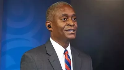 رئيس الفيدرالي في أتلانتا: لا يمكن الانتظار لخفض أسعار الفائدة