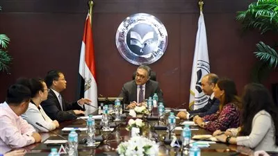 هيئة الاستثمار تعلن قبول طلبات شركات صينية لتخصيص أراض استثمارية باليوان