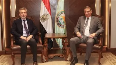 مصر و إيطاليا تبحثان التعاون في التصنيع الزراعى والاستزراع السمكي 