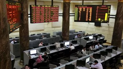  البورصة المصرية تخسر 45.1 مليار جنيه في أسبوع