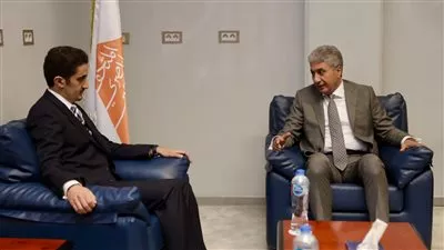 وزير السياحة يبحث خطط مجموعة عبدالعزيز بن إبراهيم السعودية لزيادة استثماراتها بمصر