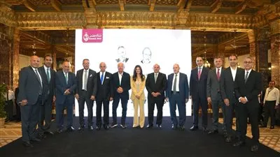 بنك مصر يكرم رؤسائه خلال آخر عقدين تقديراً لمجهوداتهم
